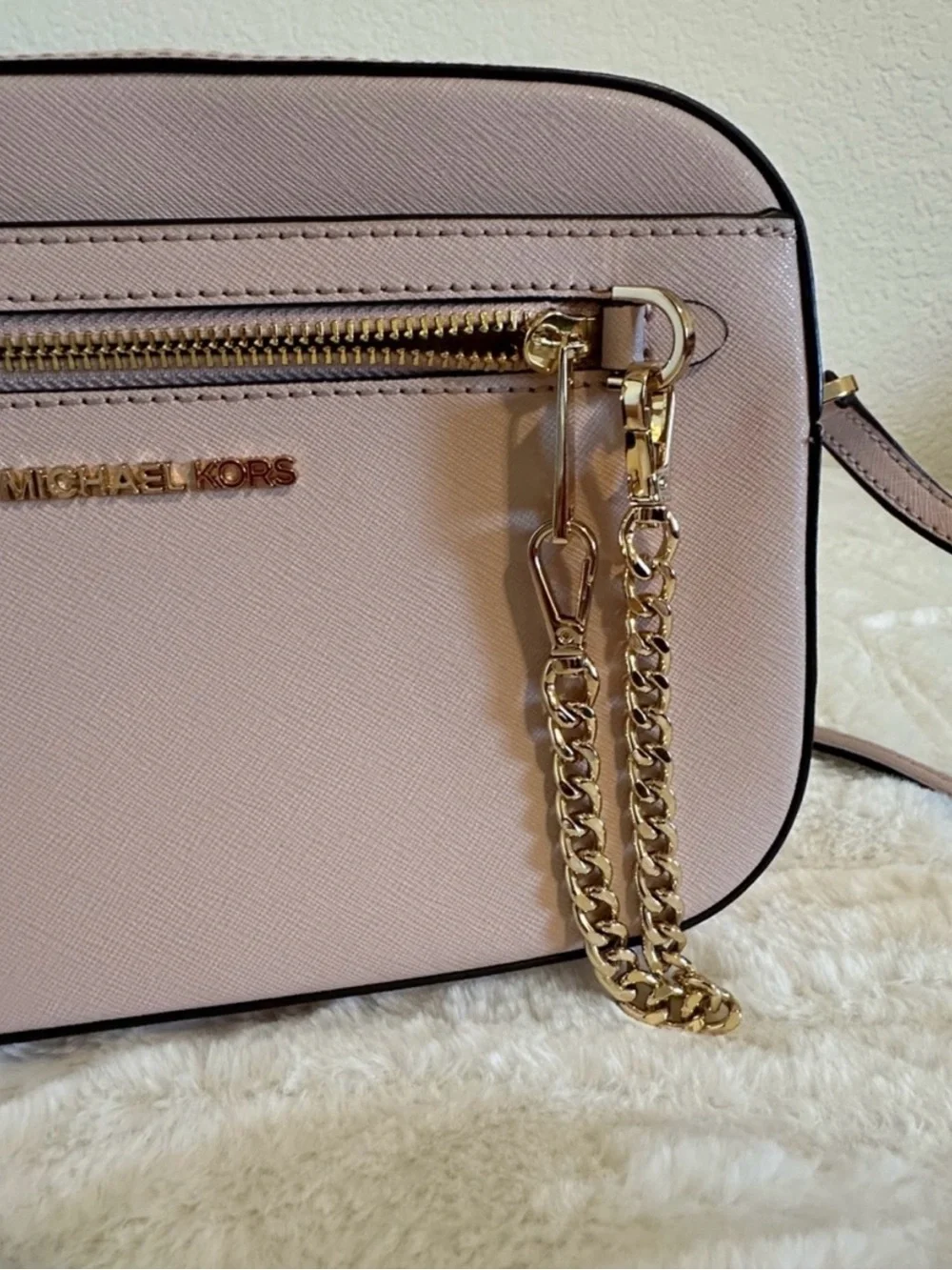 Michael Kors excellent no